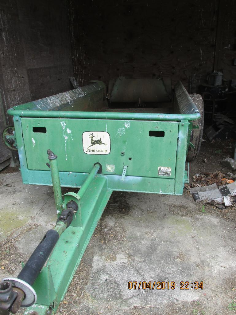 JD # 34 manure spreader, good Condition!