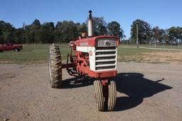 Farmall 460, PS, TA, fast hitch, good runner,