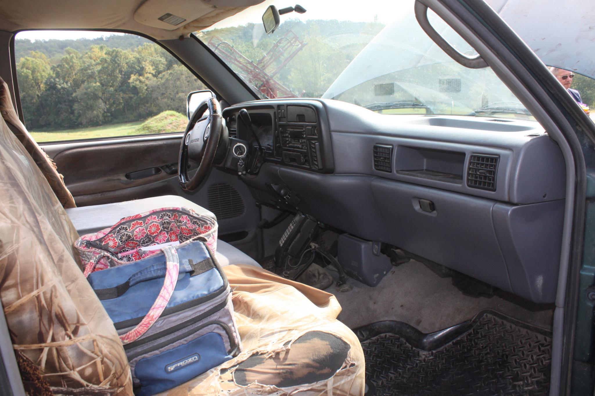 1999 Dodge extended cab, 250 Diesel 4X4 auto, rusty but runs and drives.