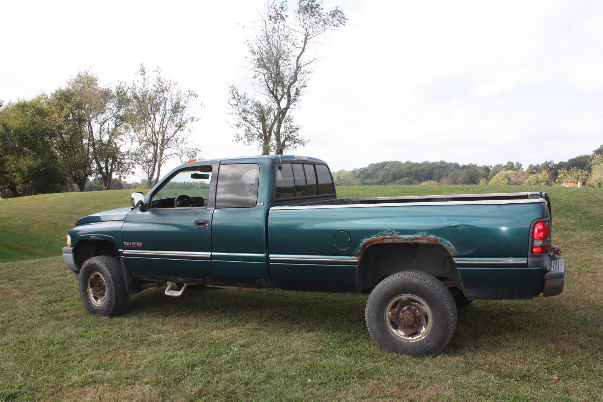 1999 Dodge extended cab, 250 Diesel 4X4 auto, rusty but runs and drives.