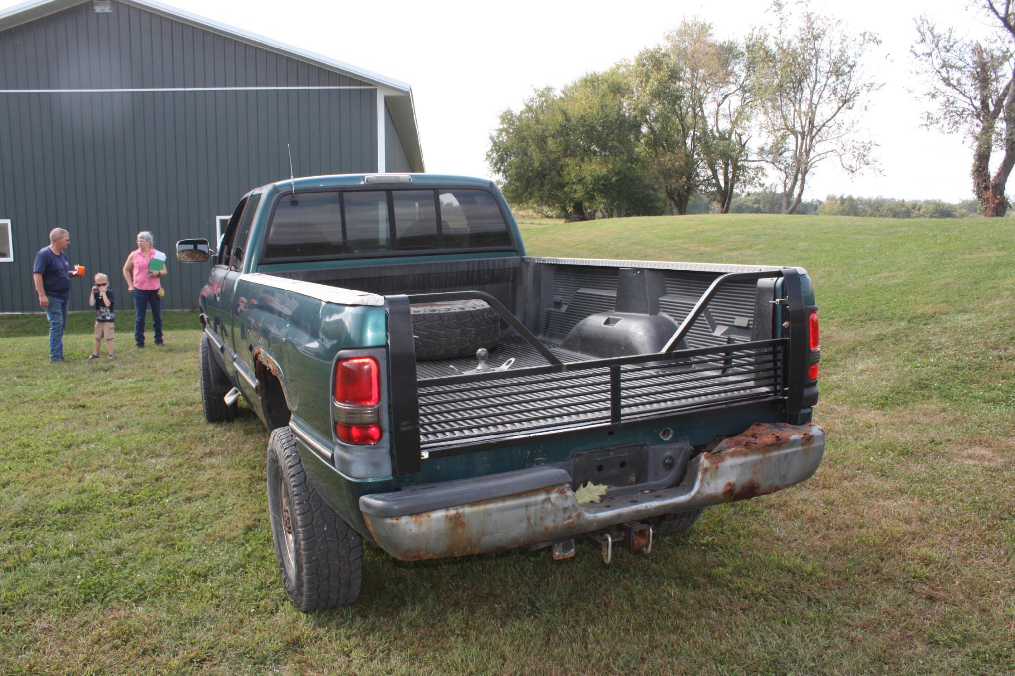 1999 Dodge extended cab, 250 Diesel 4X4 auto, rusty but runs and drives.