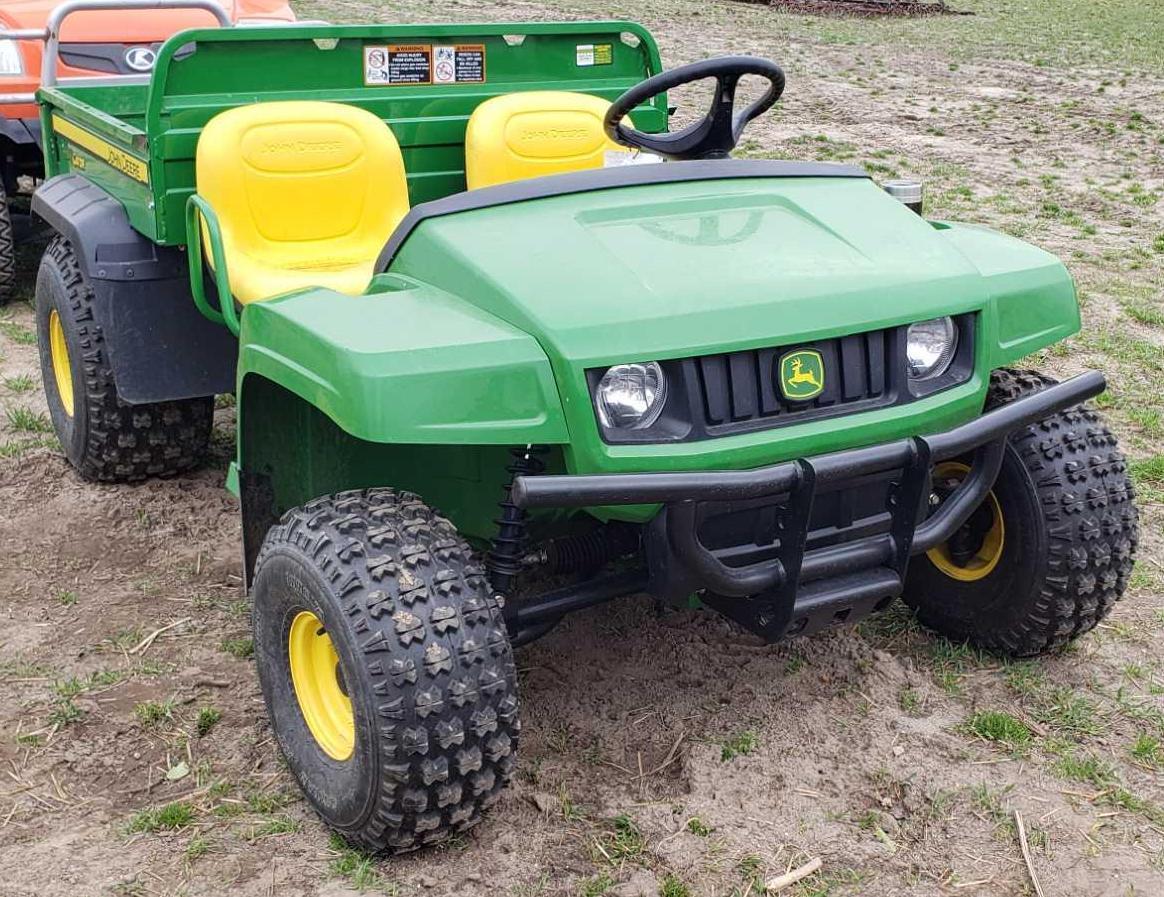 John Deere Gator 4x2