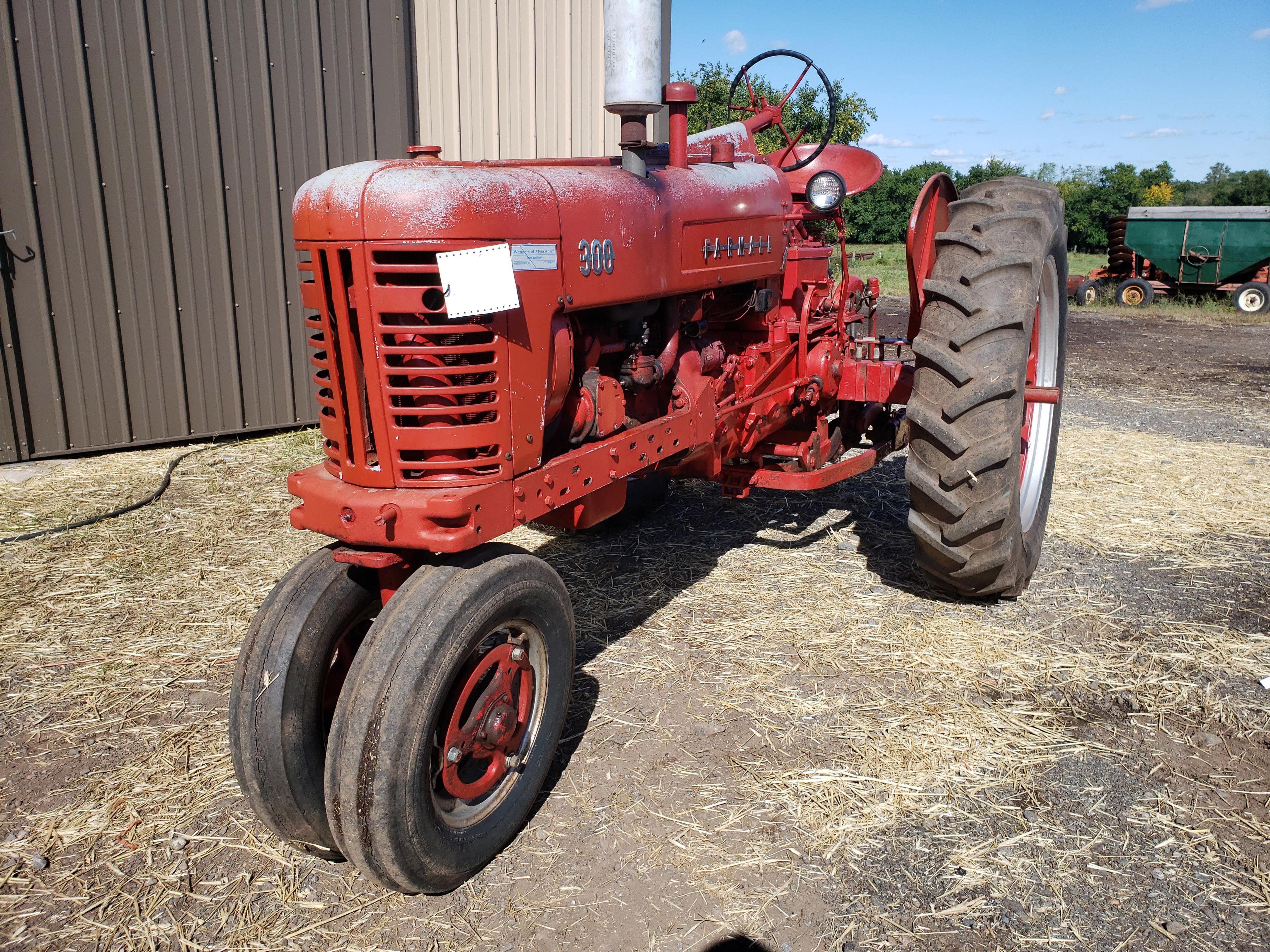 Farmall 300