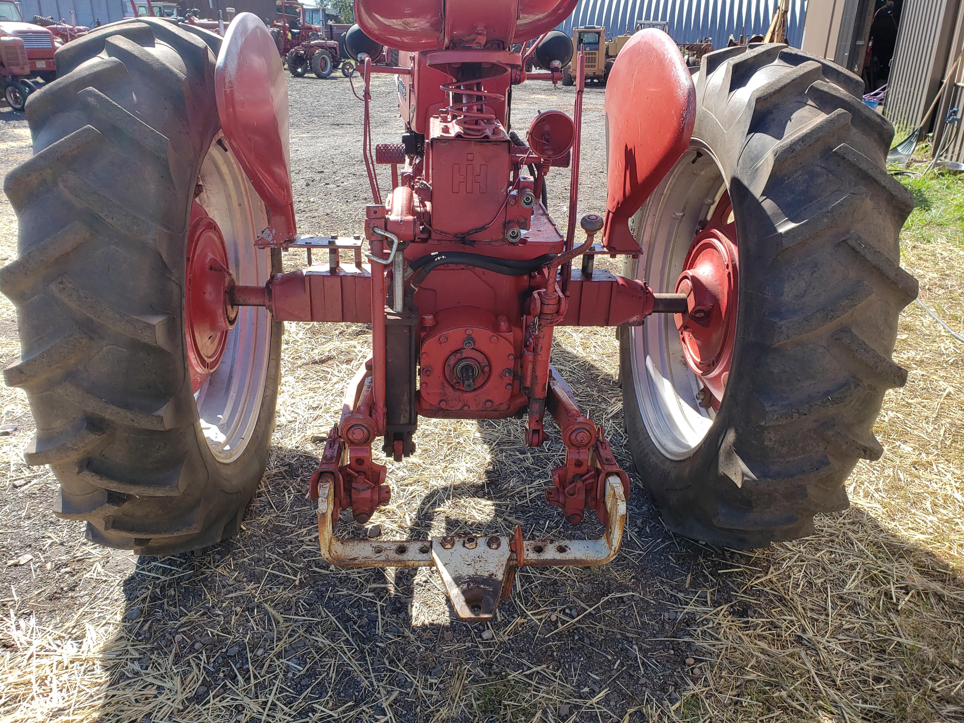 Farmall 300