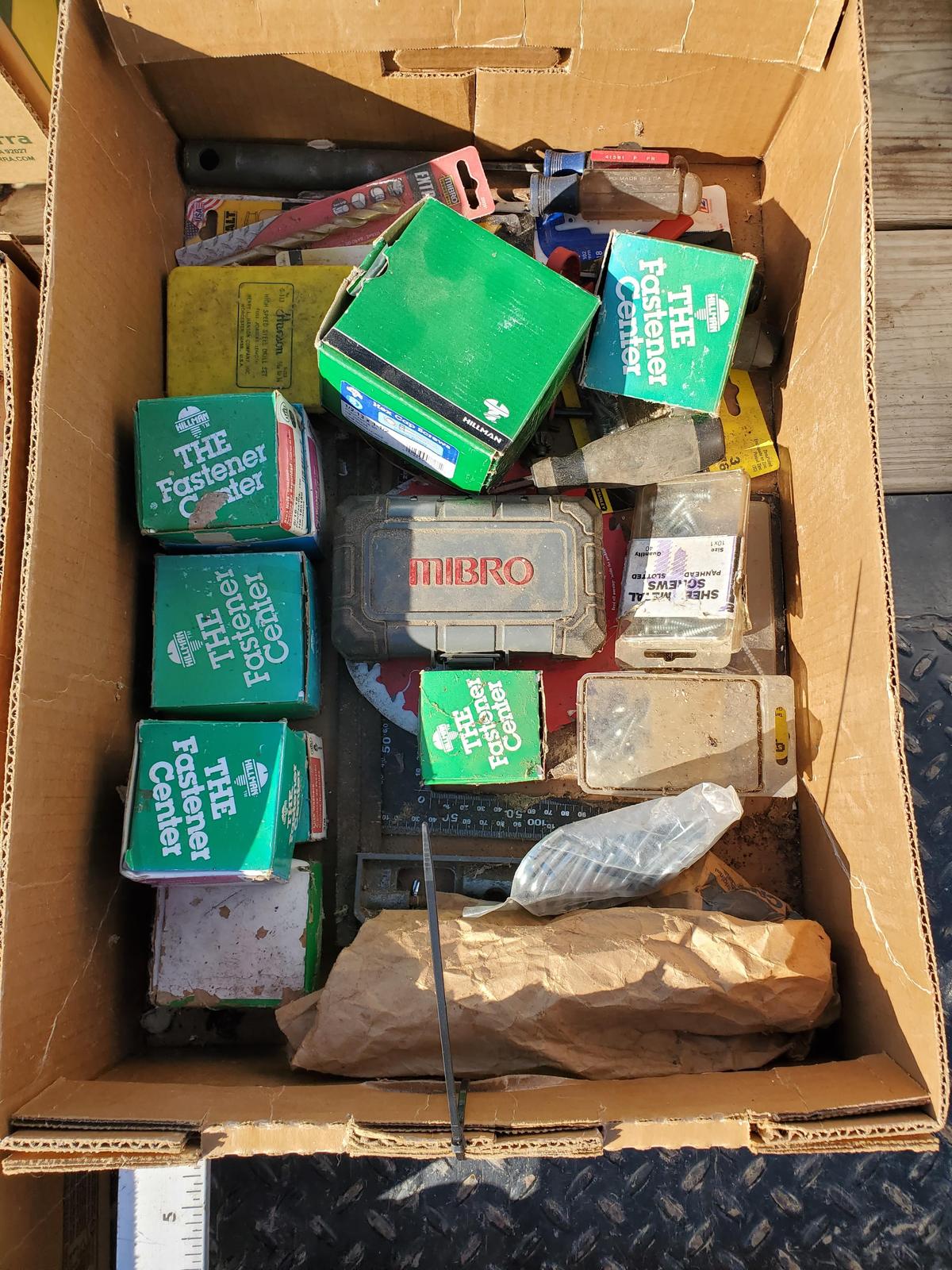 Box lot hardware