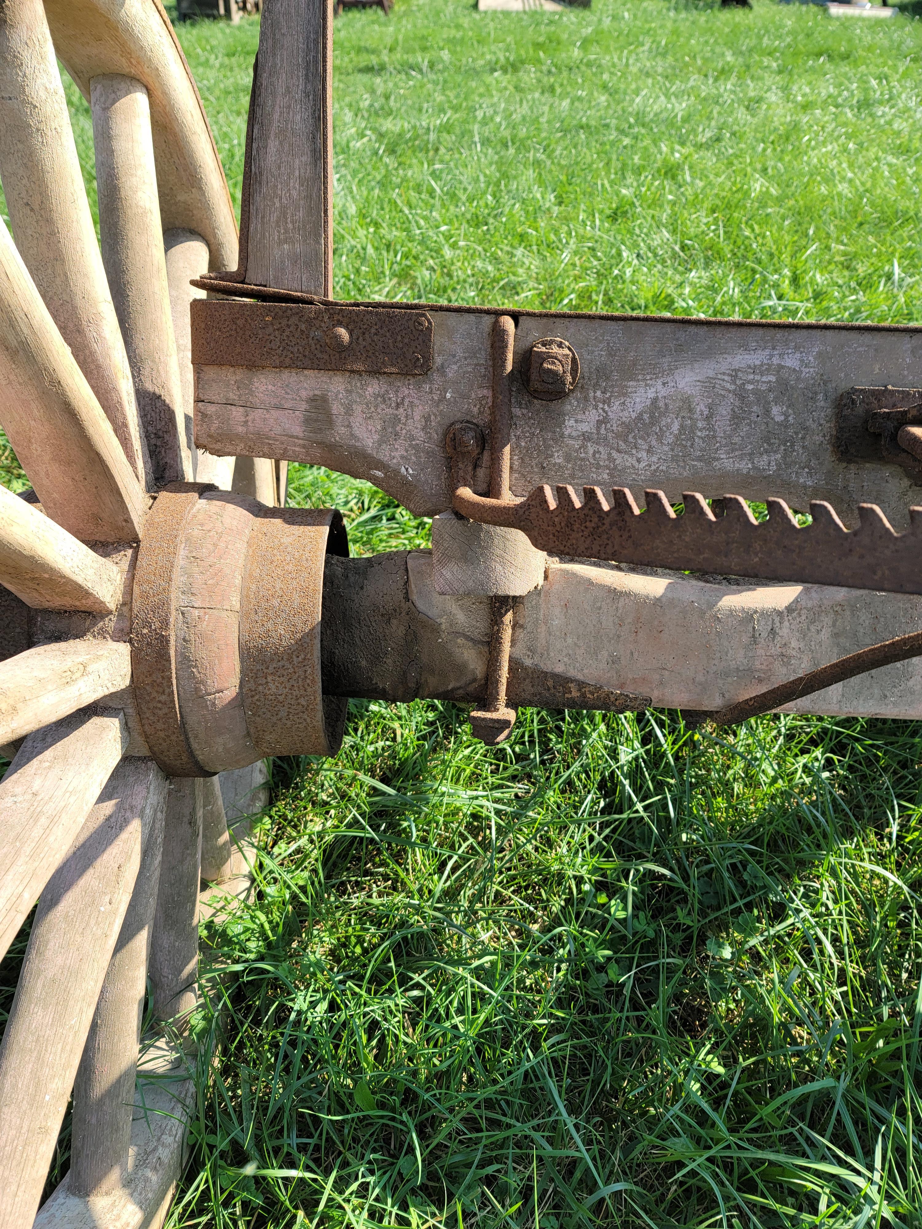 Wooden wagon wheels