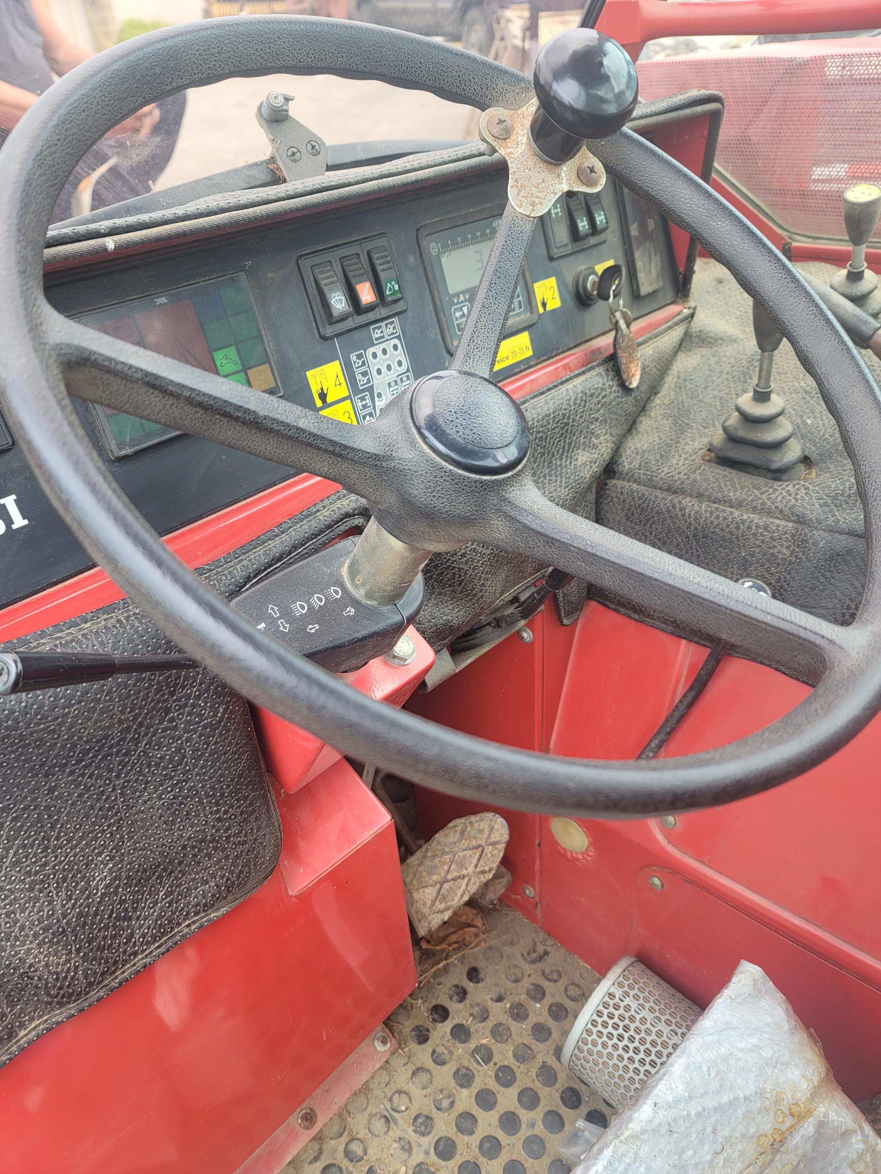 1990 Aebi TT90 4WD Tractor w Cab/air
