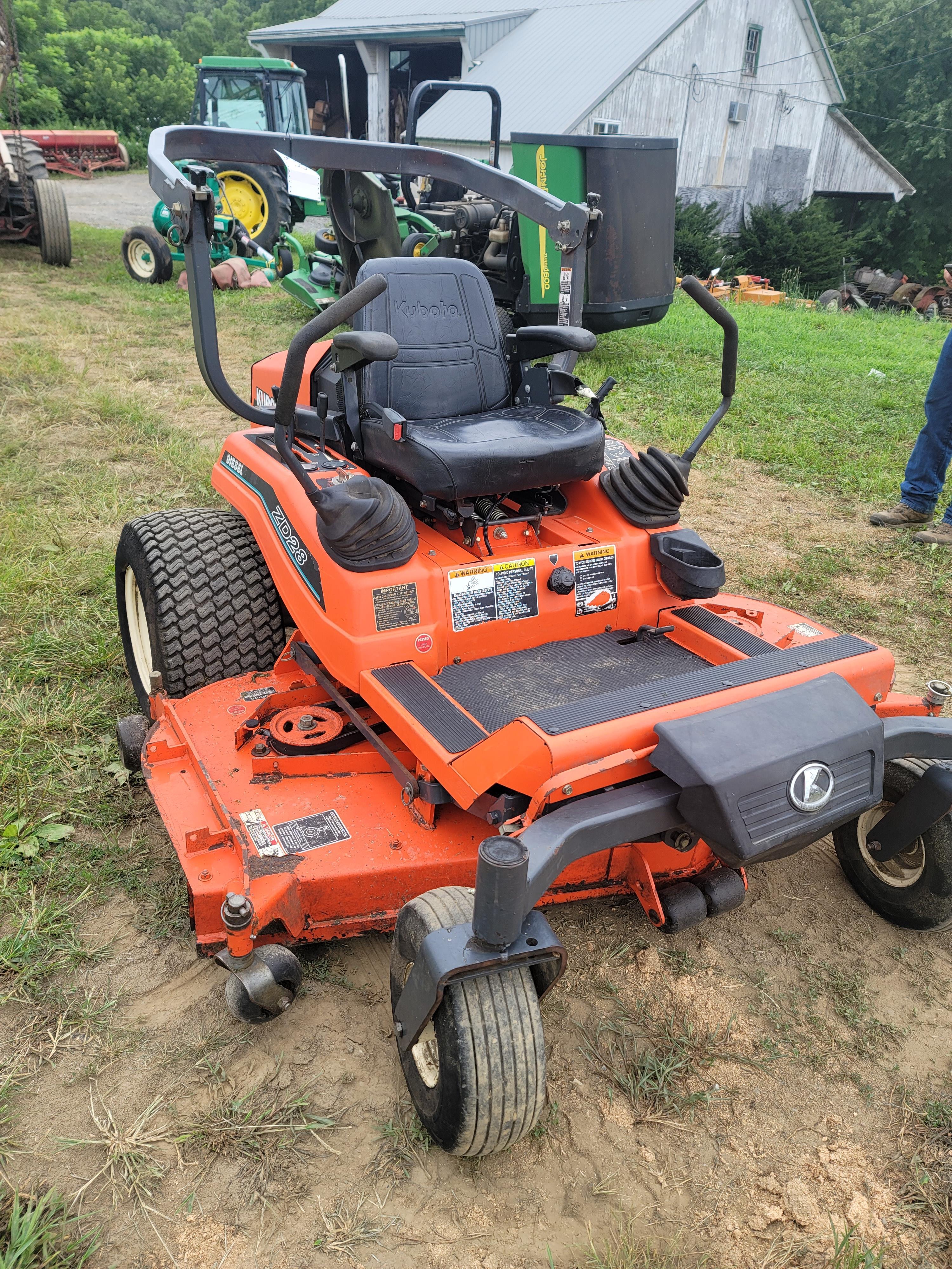 Kubota ZD28 diesel zero turn Mower