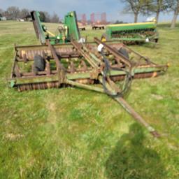 John Deere 950, 12 foot cultimulcher