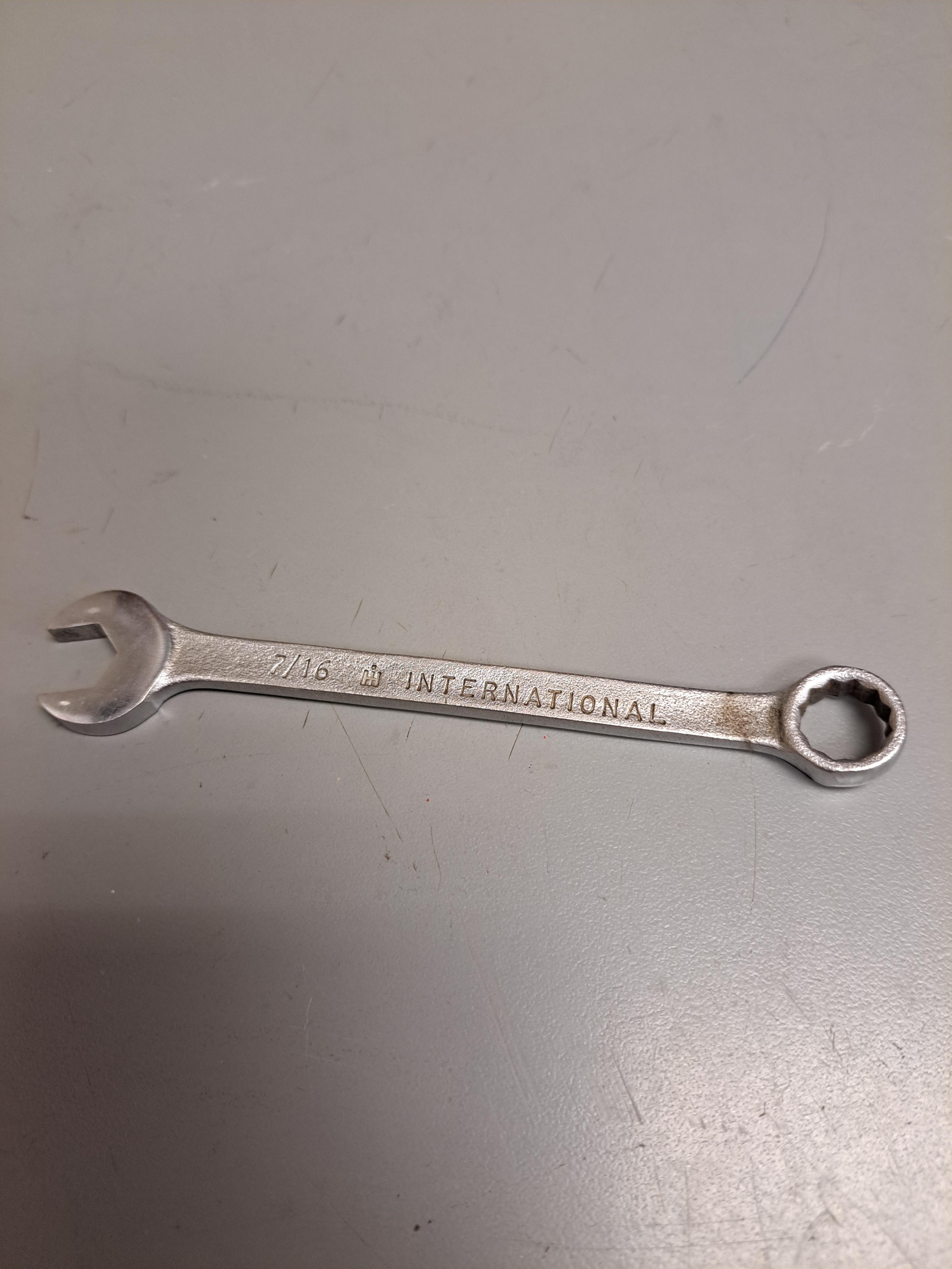 Ih combination wrenches