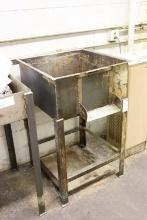 Metal Wash Table