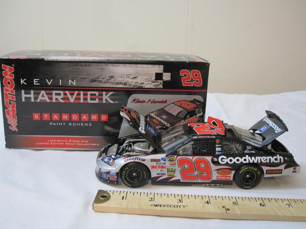 NASCAR Kevin Harvick #29 GM Goodwrench 2006 Monte Carlo, 1:24-scale Stock Car, NIB, 1 lb 9 oz