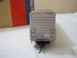 Walthers HO Scale Pullman Standard 60' Auto Box Car-Double Door Train Car, Union Pacific #960608, in