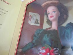 Special Edition Hallmark Holiday Sensation Barbie Doll, Holiday Homecominig Collector Series, 1998