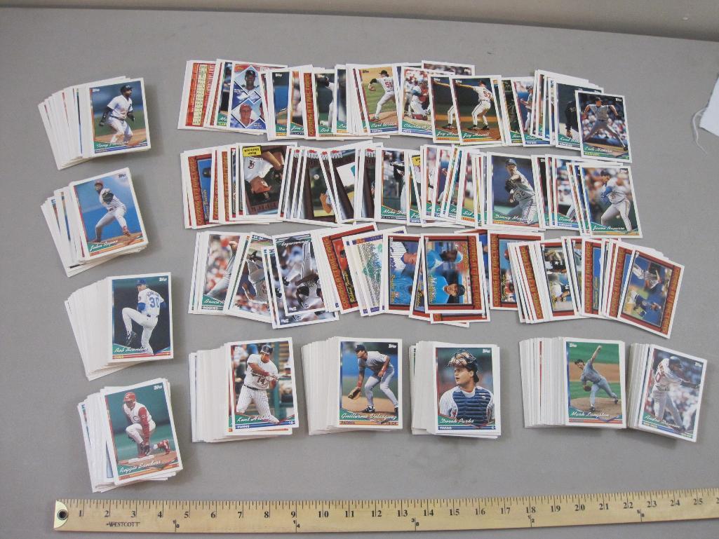 Lot of 1994 Topps Baseball Cards including Leo Gomez, Darryl Hamilton, Ruben Sierra, and more, 2 lbs