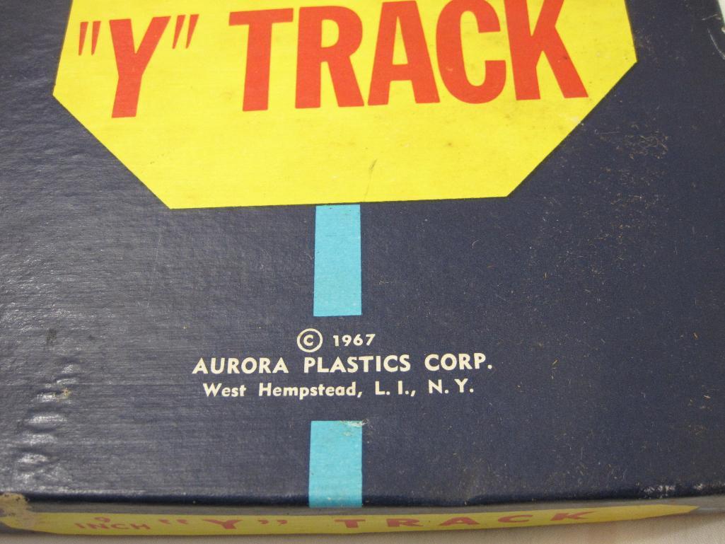 Aurora HO Scale Slot Track No. 1503 9 Inch "Y" Track in original box, 2 pieces, 1967 Aurora