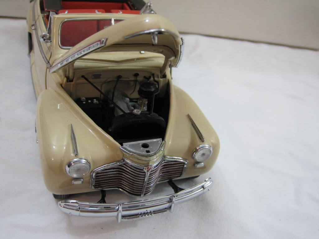 1941 Chevrolet Special DeLuxe Diecast Model Car, The Danbury Mint, in original box, 2 lbs 1 oz