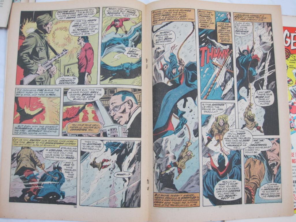 Five The Tomb of Dracula Comic Books Issues #16-20, January 1974-May 1974, Marvel Comics Group, 9 oz