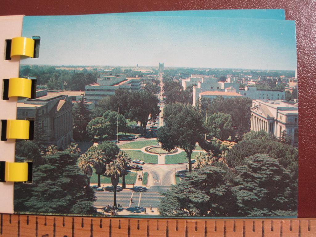 4 small (3 in. by 4. in. ) California souvenir photo booklets: 2 San Francisco, two Sacramento