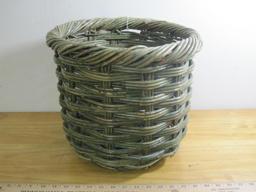 Wicker Planter/Vase Holder, 13" Diameter x 12" Height