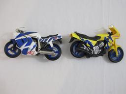 Three Motorcycle Vehicles from Maisto and more, 9 oz