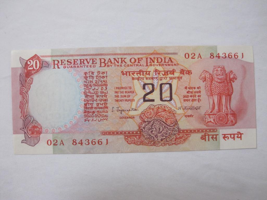 Lot of Indian Paper Currency including one rupee, 2 rupees, 5 rupees, 10 rupees, 20 rupees, 50