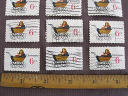 Lot of 10 1970 6 cent Christmas Doll in Carriage US postage stamps, #1418