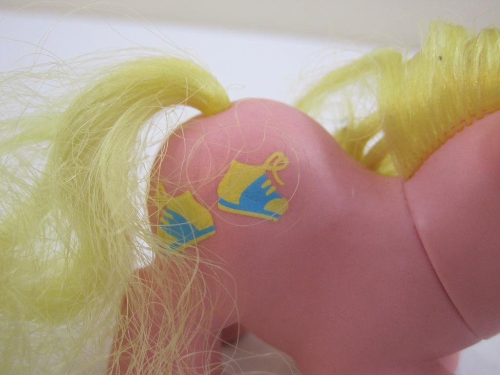 Lot of 4 My Little Pony Dolls from 1987 Hasbro Inc, 10 oz
