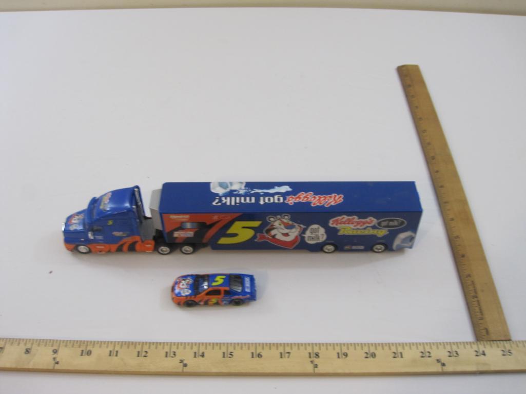 Kellogg's #5 Racing Truck and Car Trailer with Diecast Car, 14 oz