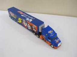 Kellogg's #5 Racing Truck and Car Trailer with Diecast Car, 14 oz