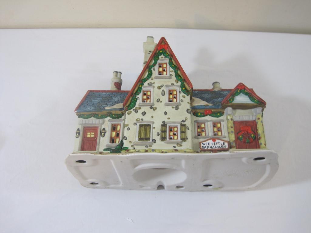 Santa's Workbench Collection Wee Little Orphanage 2000, 3lb 12oz