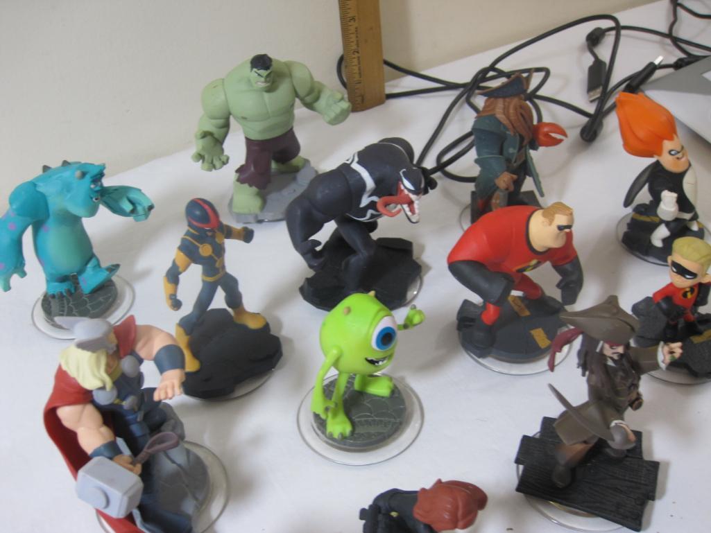 Disney Infinity XBOX 360 Game, Platforms and Figures including Thor, Captain Jack Sparrow, The