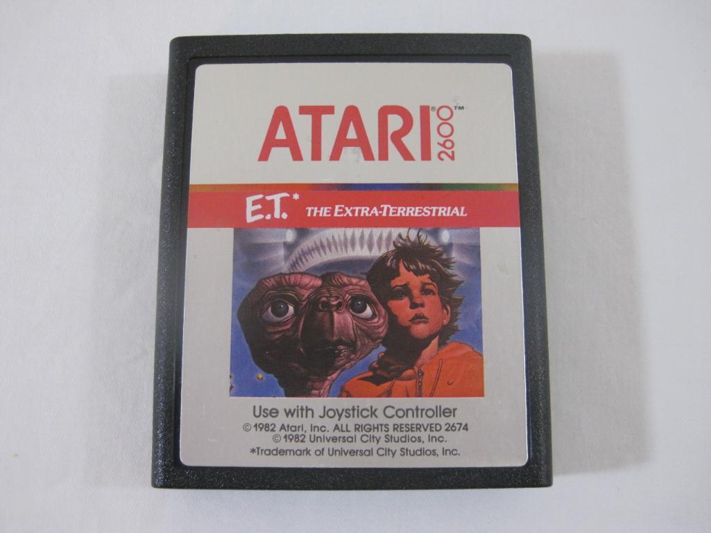 Vintage E.T. The Extra-Terrestrial ATARI 2600 Game Cartridge and Instruction Manual, game has been