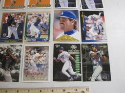 Lot of Mike Piazza (New York Mets, LA Dodgers) Baseball Cards from Score, Upper Deck and more, 3 oz