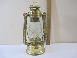 Heavy Brass Reproduction Barn Lantern, Fully Functioning, 1 lb 10 oz