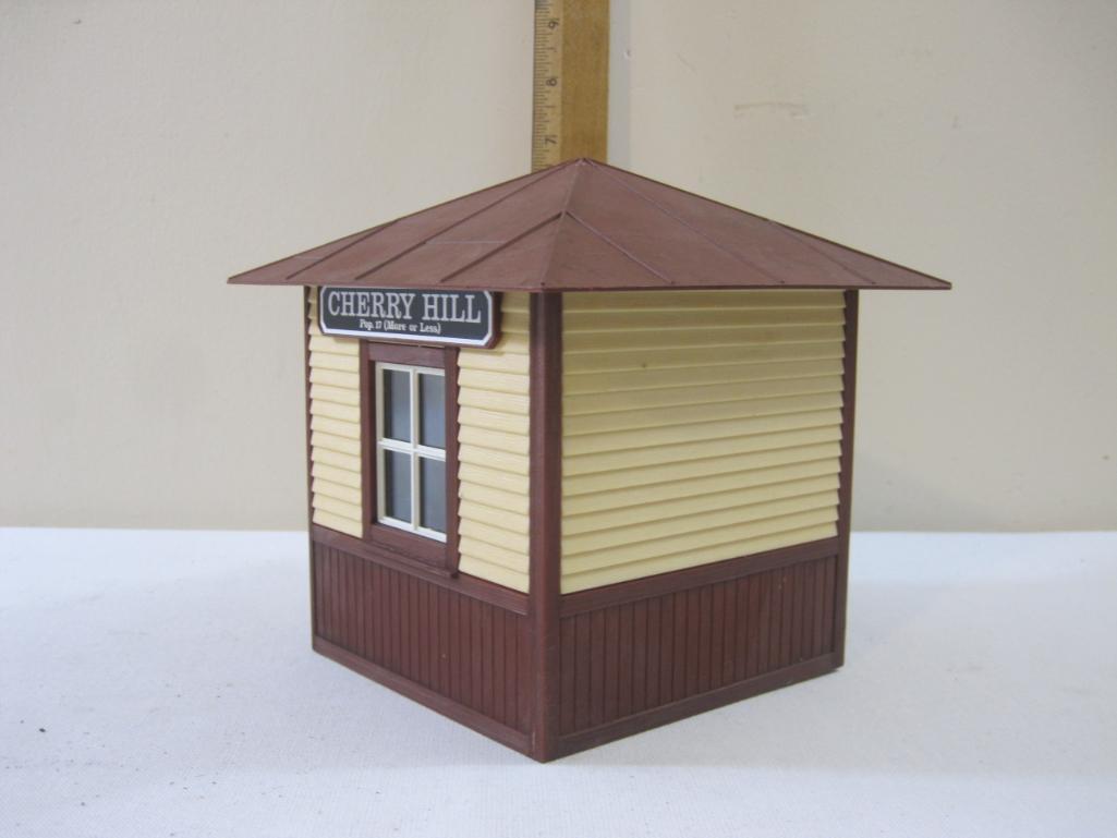 Cherry Hill Plastic Train Station Building, LGB 1989, 13 oz