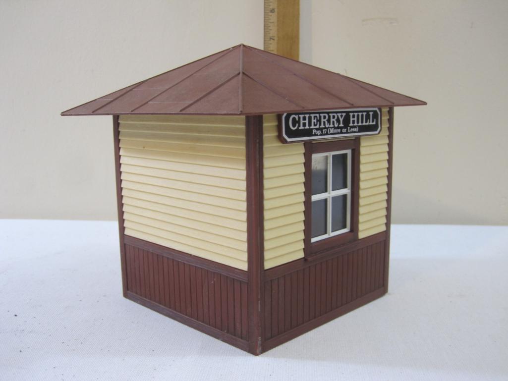 Cherry Hill Plastic Train Station Building, LGB 1989, 13 oz