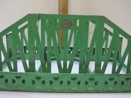 Lionel Pre-War Metal Green Railroad Bridge, standard gauge, 2 lbs