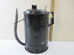 Vintage 2 Gallon Oil Can with Swing spout, 4 lbs 8 oz