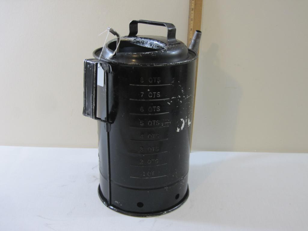 Vintage 2 Gallon Oil Can with Swing spout, 4 lbs 8 oz