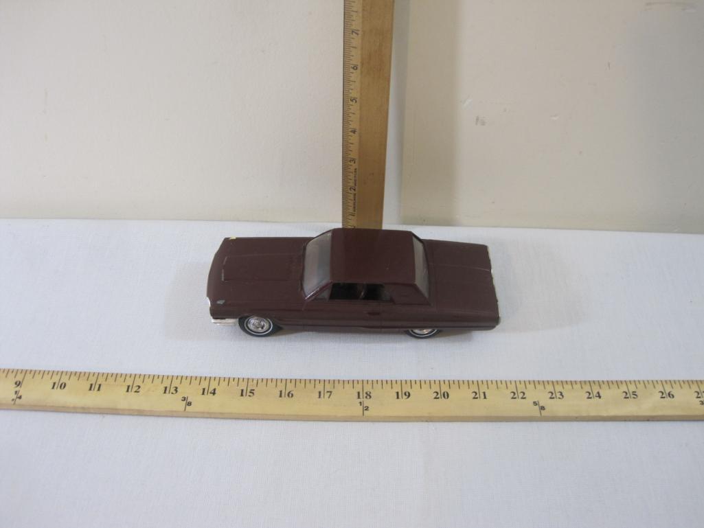 1965 Ford Thunderbird 1:25 Scale Plastic Promo Model Car, brown with matching interior, vehicle