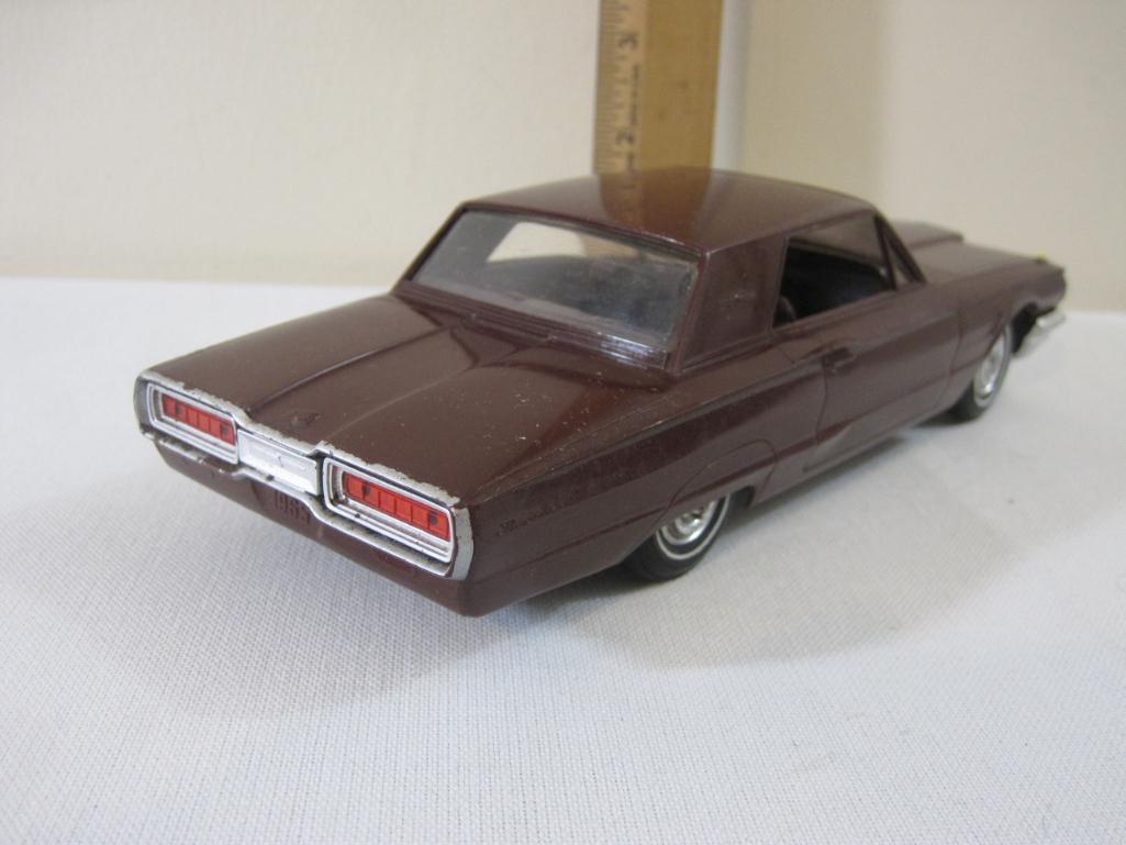 1965 Ford Thunderbird 1:25 Scale Plastic Promo Model Car, brown with matching interior, vehicle