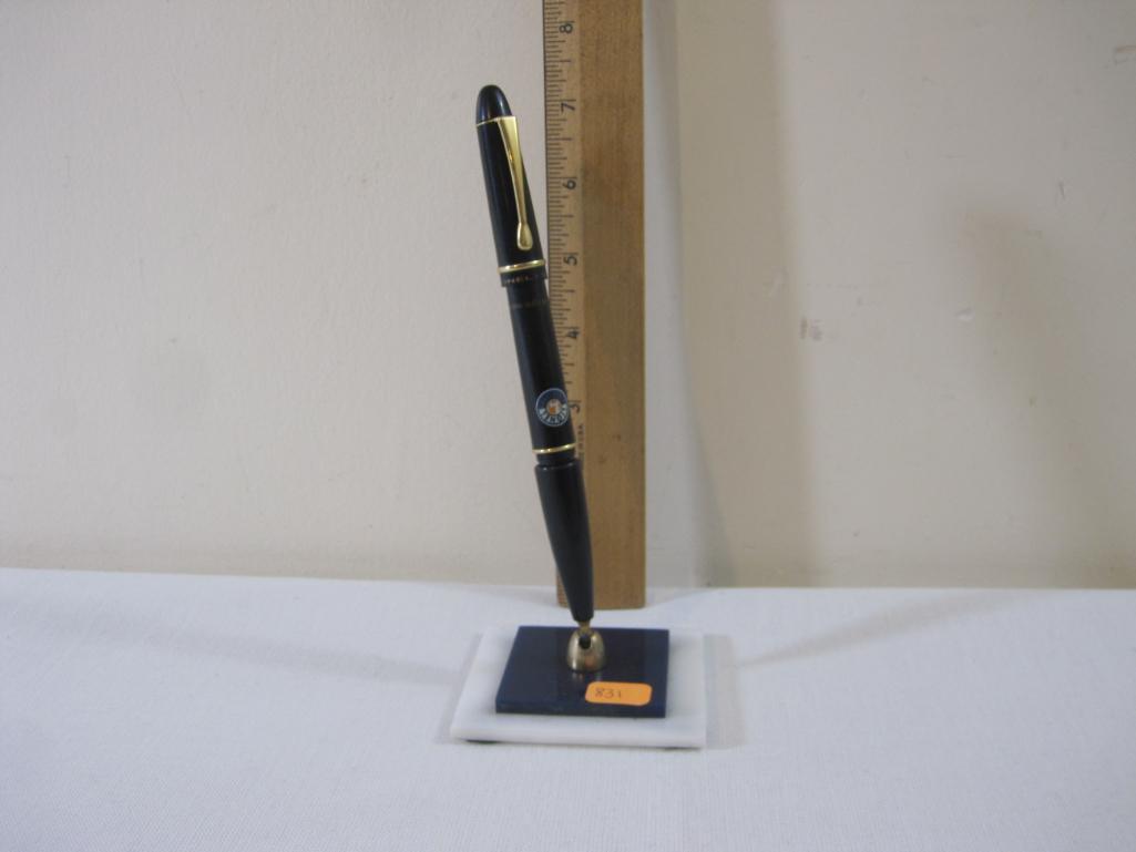 Lionel Fountain Pen with Stand, 3 oz