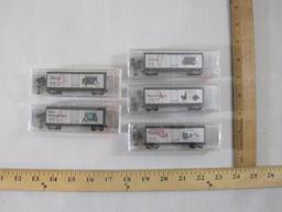 Five Micro Trains Line N Scale State 40' Standard Box Car with Plug Door Train Cars including New