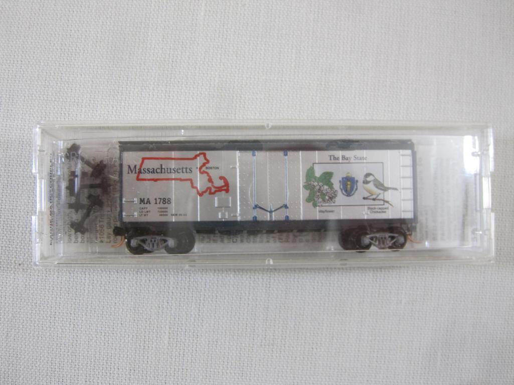 Five Micro Trains Line N Scale State 40' Standard Box Car with Plug Door Train Cars including New