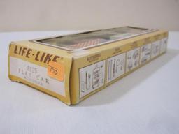 Life-Like MTTX 97566 Trailer Train Flat Car with Containers 8525, HO Scale, in original box, 5 oz