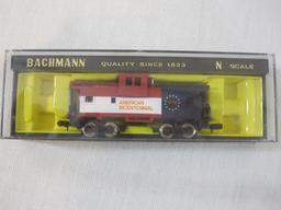 Two N Scale Bachmann Train Cars including U36B Diesel Norfolk & Western Locomotive and Wide Vision