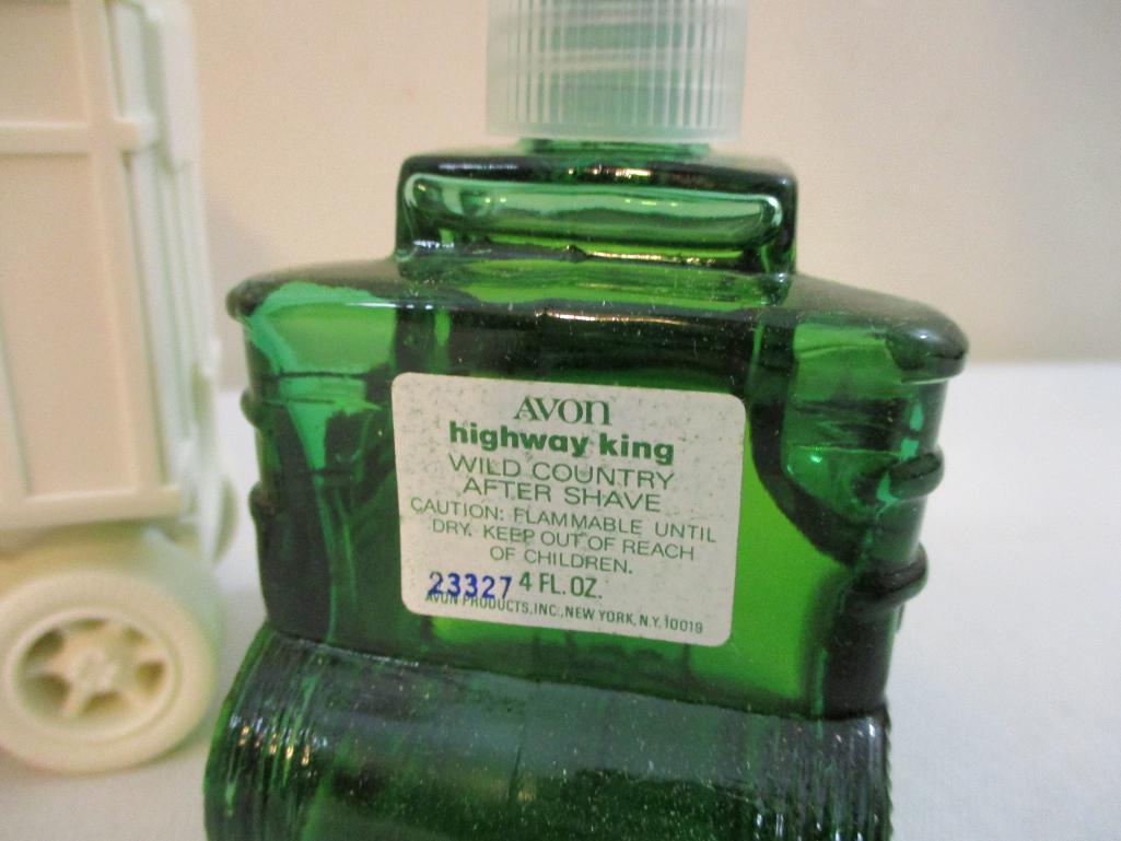 Vintage AVON Highway King Wild Country After Shave and Talc in Collectible Bottle with original box,