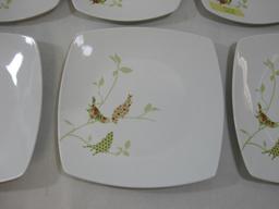 Chintz Bird Pattern 222 Fifth Plates, Four 8 inch and Four 10 inch plates, eight total