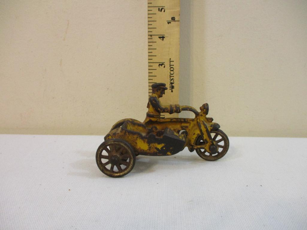 Vintage Metal Police Officer Motorcycle with Side Car, 6 oz